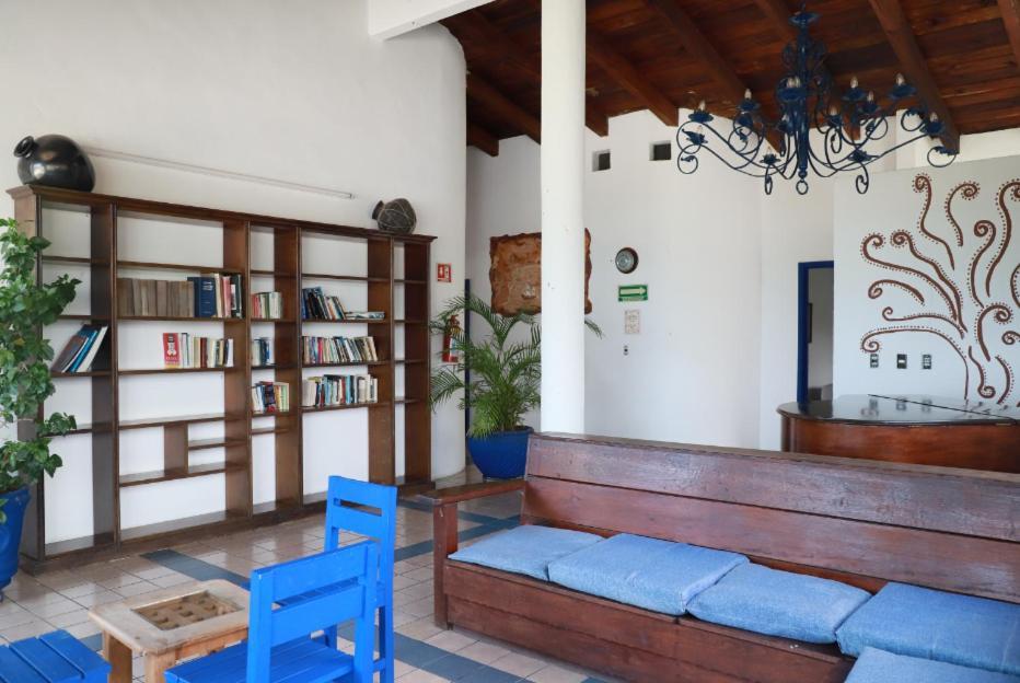 Hotel & Hostal Mayflower Puerto Escondido  Exterior foto